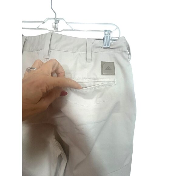 Adidas Men’s Pants 30 x 34 Light Beige Cargo Pocket Logo Pleated Pockets Loops - Picture 9 of 16